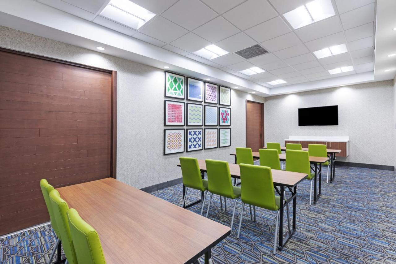 Holiday Inn Express & Suites - Parsons By Ihg Dış mekan fotoğraf